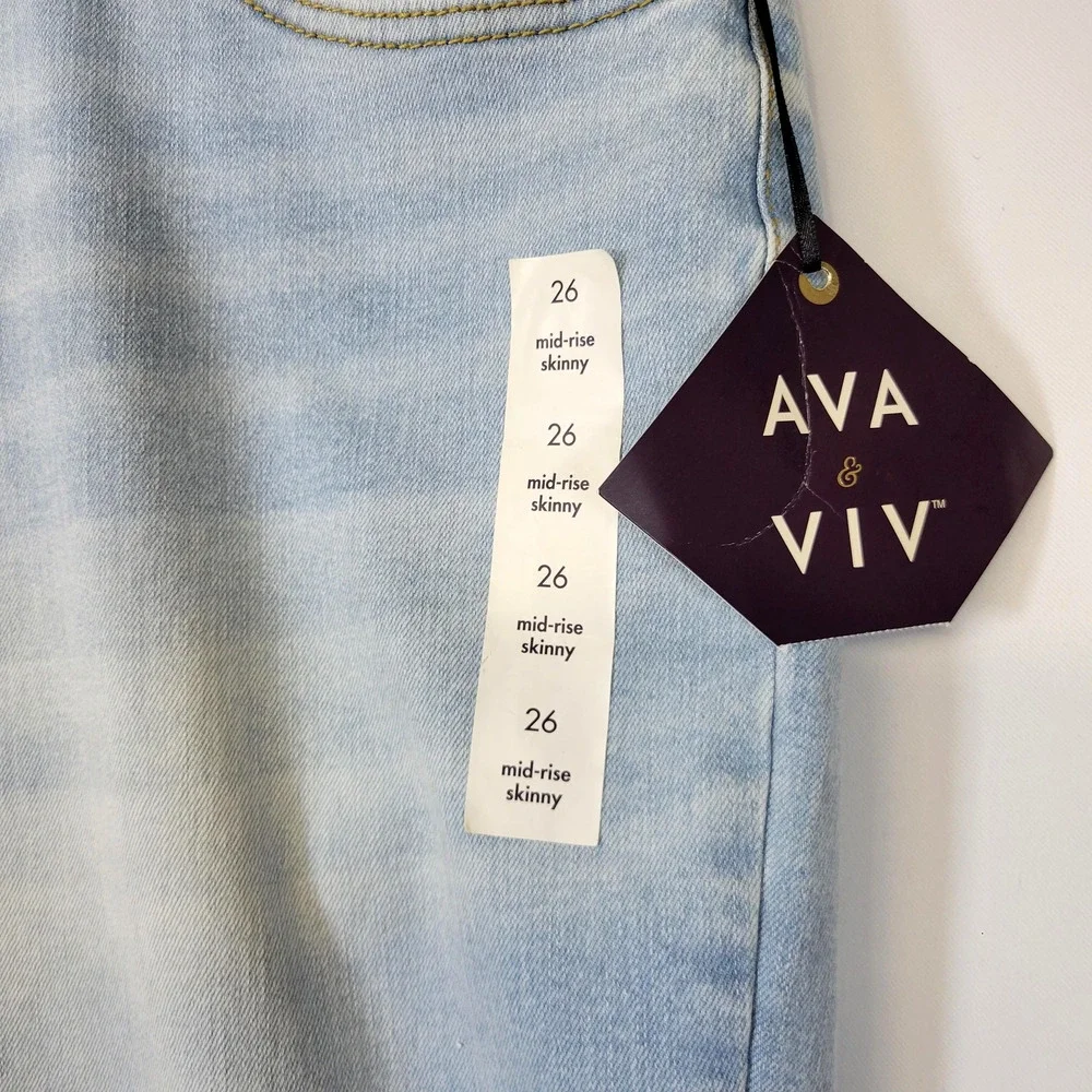 Ava & Viv Jeans Womens 26 Light Blue Mid Rise Skinny Stretch Raw Hem Denim New‎